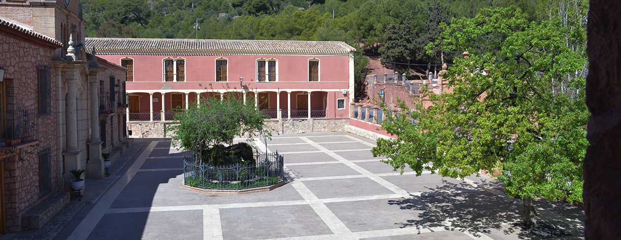 Hotel Jardines de la Santa